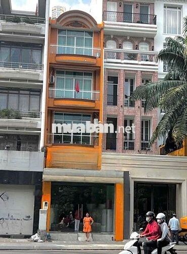 Cho Thuê Mặt Bằng Đường Trần Quốc Hoàn, Tân Bình ( 4.5x18m - MB Rộng )
