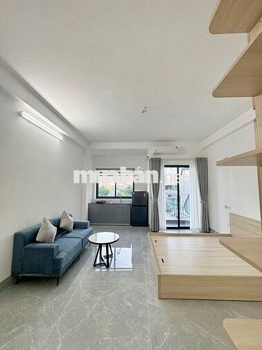 CHO THUÊ STUDIO BAN CÔNG DIỆN TÍCH RỘNG RÃI NGAY GOLDMARK CITY