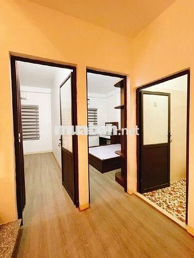 VỊ TRÍ TRUNG PHỐ TRẠM, GẦN CẦU VĨNH TUY - NHÀ ĐẸP 4 NGỦ - NGÕ NÔNG 50M