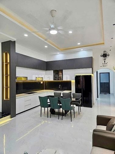 BÁN NHÀ HỒNG HÀ - TÂN BÌNH GẦN SÂN BAY CHỈ 8 TỶ 350 ĐANG CHO THUÊ 35TR