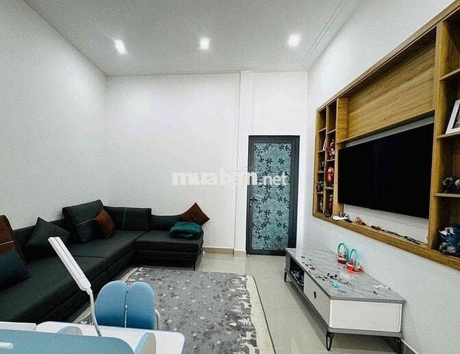 NHÀ HOÀN CÔNG XÂY DỰNG TRUNG TÂM ĐƯƠNGG PHAN ĐĂNG LƯU P. 1 TP.BẢO LỘC