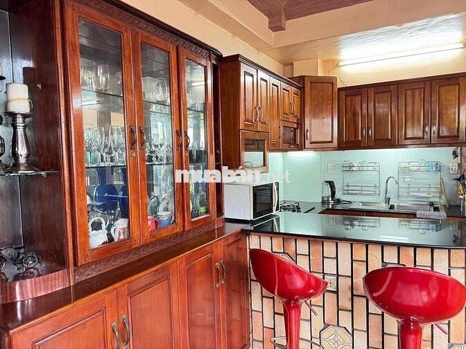 PENHOUSE Trung Tâm Quận 1 hơn 70m2 diện tích sử dụng