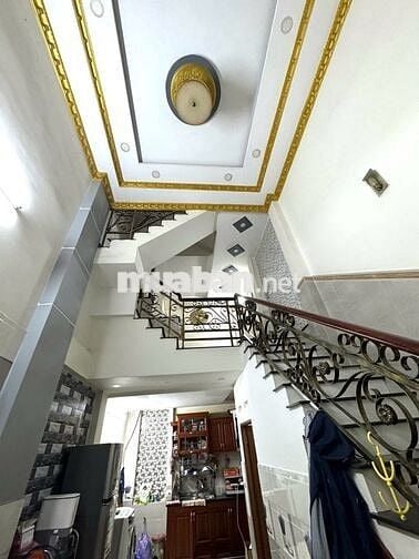 Bán nhà Bình Tân đường Hương lộ 2 DT 4 X 12m 4L 3PN hẻm 8m kinh doanh