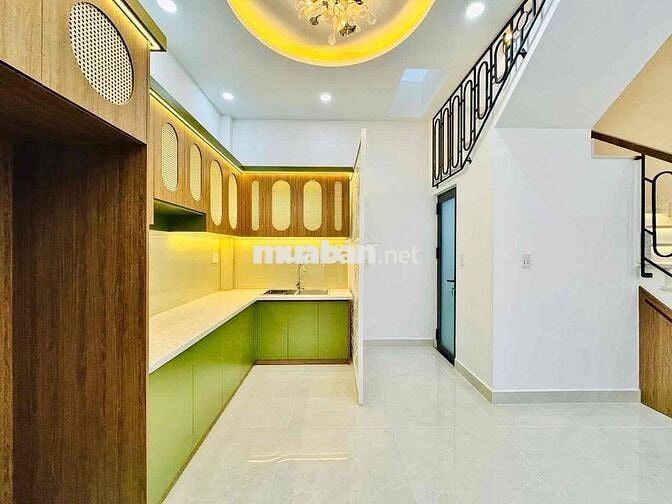 ✈️ NHÀ 2 LẦU CỰC ĐẸP KHU VIP – 15P RA NHÀ GA T3