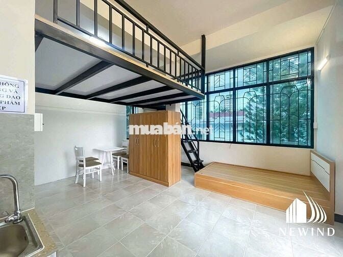 Phòng trọ Duplex ban công đủ nội thất gần Lotte tiện qua Quận 4