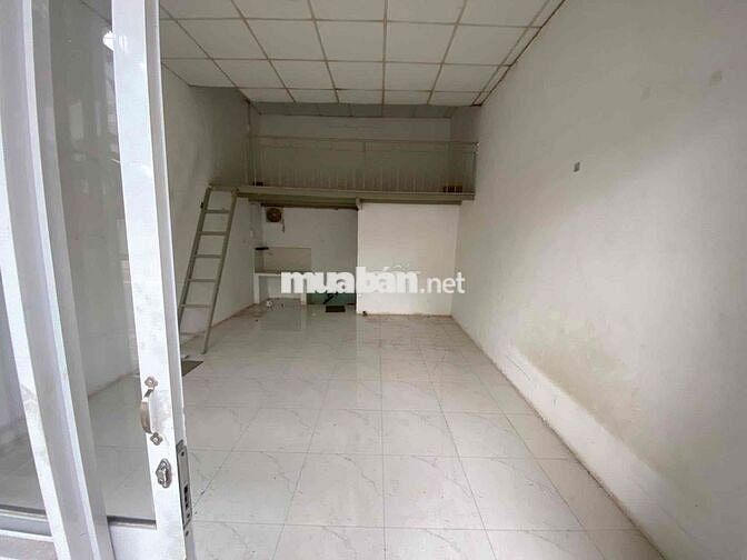 Mặt bằng kinh doanh 3tr5 cách chợ Phú Văn 500m