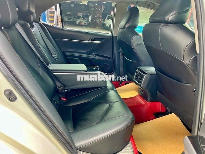 Camry 2.5Q 2019 nhập Thái - HT 60% - Giá Còn Giảm