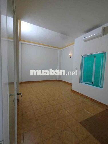 Mặt bằng kinh doanh 929 Âu Cơ, 4.3 * 22m, 1 trệt 2 tầng