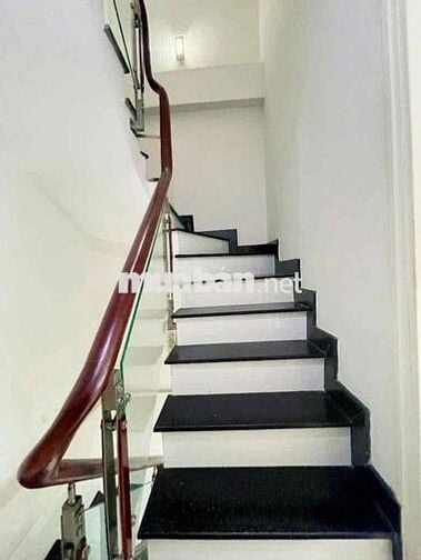 CHO THUÊ NHÀ QUẬN 4 | 12TR. 2 PN - 3 WC. FULL NỘI THẤT.