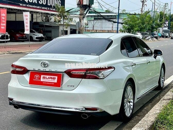 Camry 2.5Q 2019 nhập Thái - HT 60% - Giá Còn Giảm