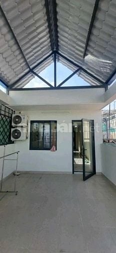 Chú Sáu nhờ bán 3 tỷ 050 nhà 74m2 đường Tô Hiến Thành, P5, Q10. Sổ sẵn