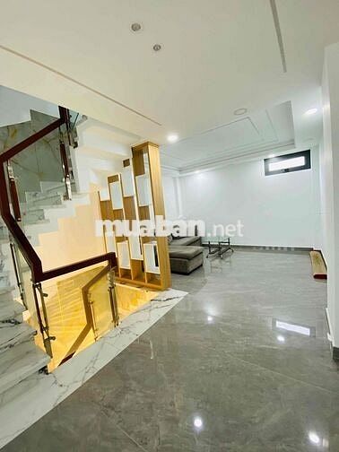 Bán nhà Phan Huy Ích, Hẻm xe hơi, 4 PN,gần 160m2 SD, Nhỉnh 5 Tỷ 5