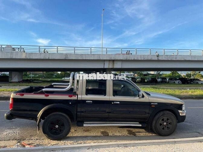 Bán Ford ranger đời 2004 2 cầu máy dầu xe đẹp