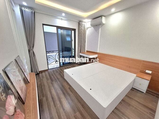 BÁN NHÀ 5 TẦNG PHỐ TRẠM – LONG BIÊN FULL NỘI THẤT CAO CẤP, ÔTÔ ĐỖ CỔNG