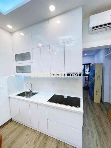 TẬP THỂ GIẢI PHÓNG - TẦNG 3 - 3 NGỦ 2WC - Ô TÔ ĐỖ CHÂN CẦU THANG