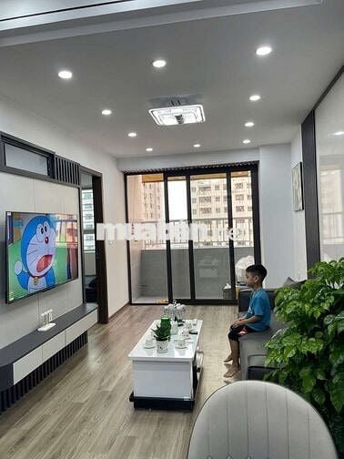 76 M- 4,3 TỶ- TRUNG TÂM LINH ĐÀM