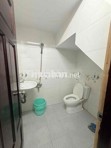 CHO THUÊ NHÀ HẺM 876 TRẦN NAM PHÚ