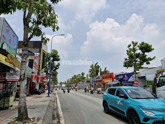 Bán đất Thổ cư 1934,7m2  mặt tiền Lê Thị Hà-Đất rộng 24m