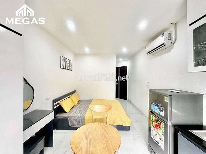 STUDIO BAN CÔNG ĐẦY ĐỦ NỘI THẤT NGAY SVĐ MỸ ĐÌNH