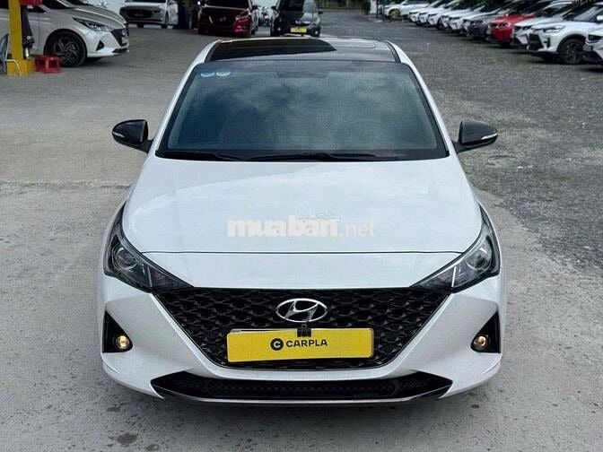 Đầy đủ tiện nghi, số km ít, chất xe như mới