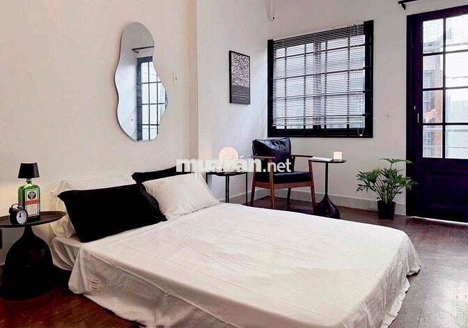 cho thuê phòng đầy đủ nội thất ngay trung tâm quận 1 gần DH Kiến Trúc