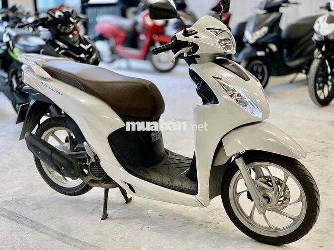 Vision 2024 trắng tinh – chính chủ, xe nữ zin đẹp