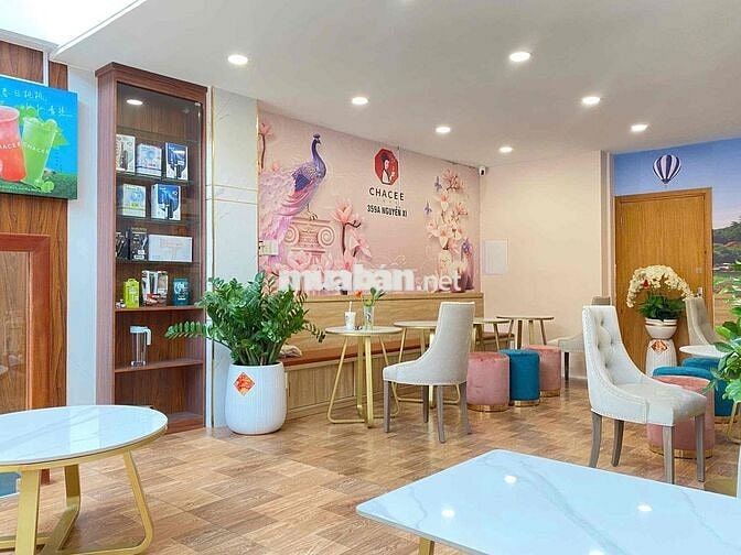 Sang mặt bằng kinh doanh trà sữa