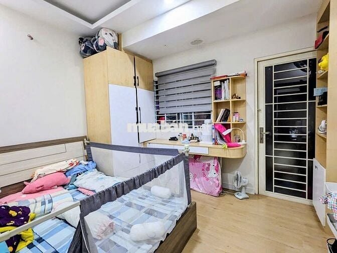 BÁN NHÀ ĐẸP QUẬN 10 - 2 TẦNG - 7.3 TỶ (TL) - HẺM ĐẸP SÁT MT, GẦN CMT8