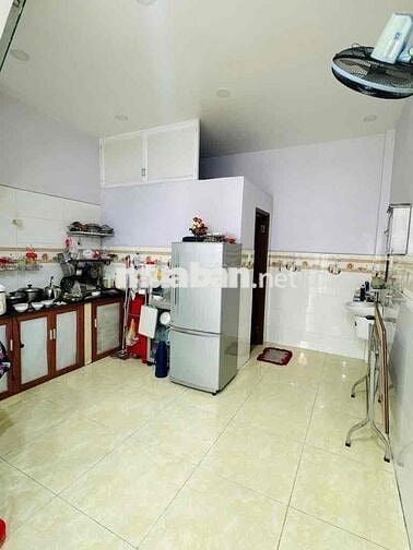 Hẻm xe hơi Phạm Văn Hai, 3 tầng đúc, 4 PN, nhỉnh 6 tỉ