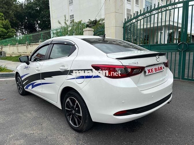 Mazda 2 2024 Premium - 10000 km