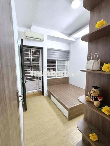 Bán căn hộ 55 m2 chỉ 2tỷ xx ccmn phố Phạm ngọc Thạch nhà đẹp 2 ngủ