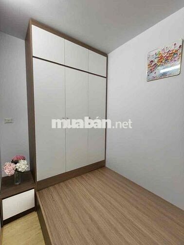 Bán căn hộ 55 m2 chỉ 2tỷ xx ccmn phố Phạm ngọc Thạch nhà đẹp 2 ngủ