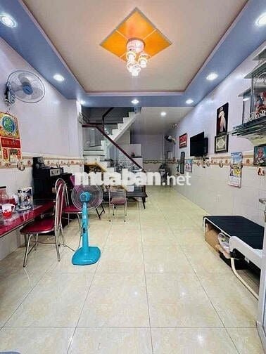 Hẻm xe hơi Phạm Văn Hai, 3 tầng đúc, 4 PN, nhỉnh 6 tỉ