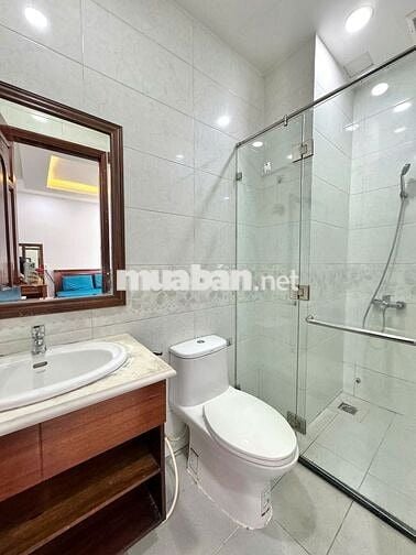 Căn hộ cao cấp FULL nội thất - Lưu Nhân Chú-gần công viên Lê Thị Riêng