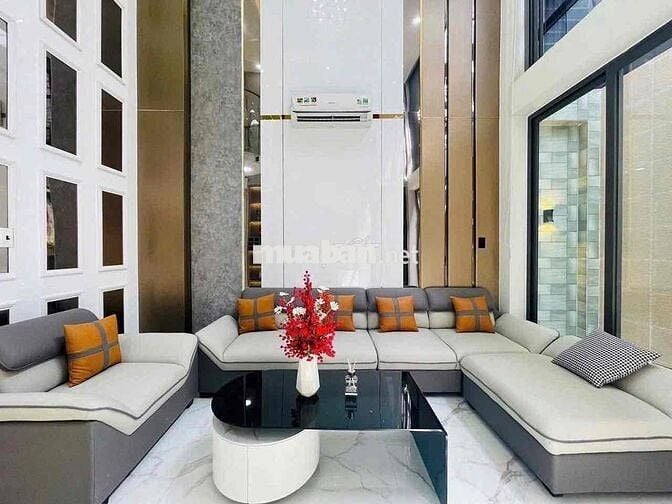cho thuê nhà 215/ phan huy ích p14 ( 4x15) trệt , lửng , 4 lầu , 4pn