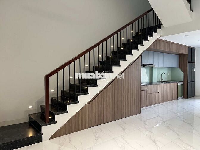 Nhà phố đơn lập 5x17 m, đầy đủ nội thất, tại KDC cao cấp The Standard