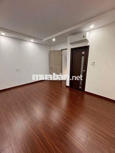 Bán nhà ngay đường Thanh Đa-Bình Quới Q.Bình Thạnh 4.5x18m 4 tầng