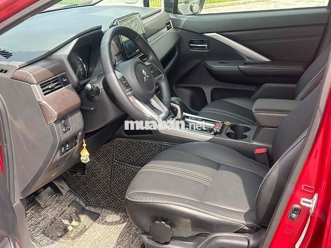 Mitsubishi Xpander 2023 AT Premium - 60000 km