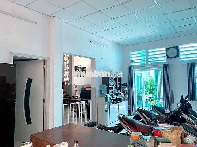 Nhà hẻm xe hơi 6m, 125m2, 3PN, đường Nguyễn Văn Thương