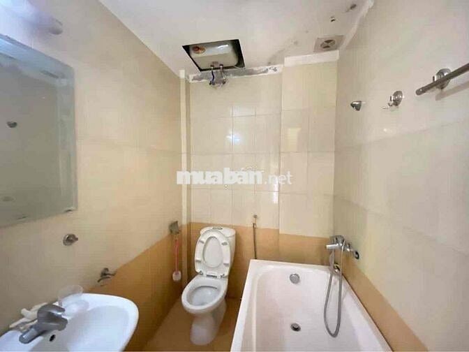 cho thuê nhà nguyên căn 5,5 tầng ngõ 236 đại từ