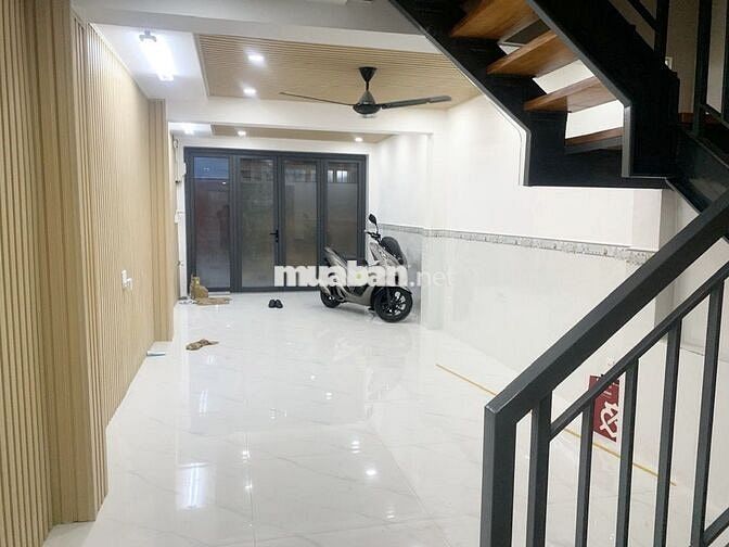CÁCH MẶT TIỀN VÕ VĂN KIỆT 3M - NHÀ 5 TẦNG - DIỆN TÍCH 52M2 - 7PN