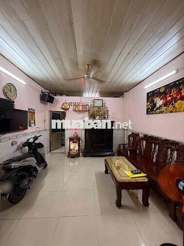 Bán nhà hẻm xe hơi thông CMT8, Tân Bình, 2 tầng, giá chỉ 6 tỷ