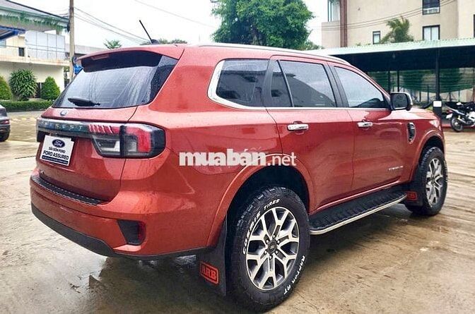 Ford Everest 2023 Titanium 2.0 AT 4x2 - 51000 km