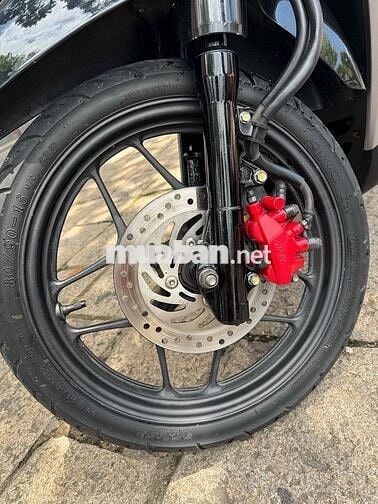 SH mode sporty bạc nhám đỏ đô đẹp keng bs 72