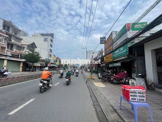 👉 MT Huỳnh Tấn Phát, Quận 7 – 7x20m - Trệt 2 Lầu ST – giá: 48 Triệu