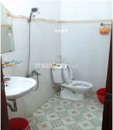 Cho thuê phòng trọ 30 m2 cao cấp đầy đủ tiện nghi, gần sân bay TSN 