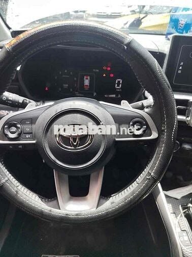 Toyota Raize 2023 - 16000 km 1.0 Turbo
