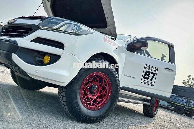 Chevrolet Colorado 2019 2.5L 4x4 AT HighCountry