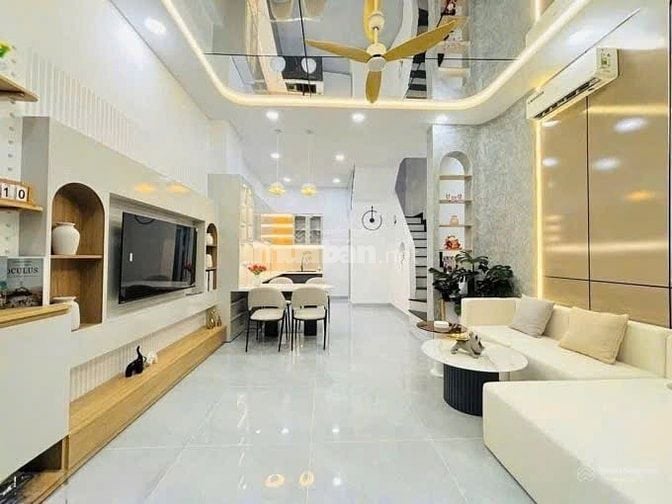 Bán Nhà 43m²  Giá Rẻ 2tỷ450tr Lê Văn Duyệt, Q. Bình Thạnh HCM