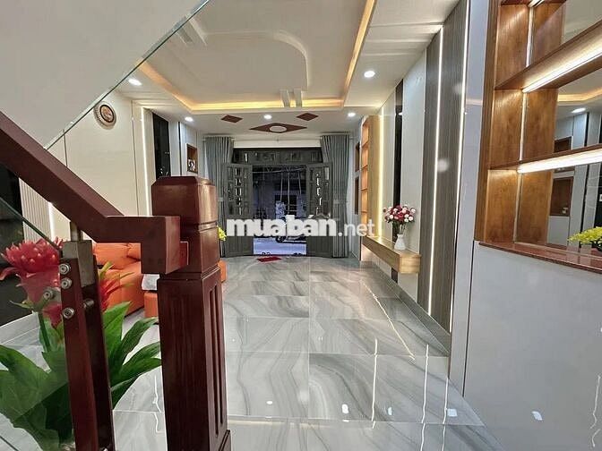 Bán nhà Nguyễn Công Hoan, Phú Nhuận – hẻm ô tô, 32m² giá chỉ 4.1 tỷ!